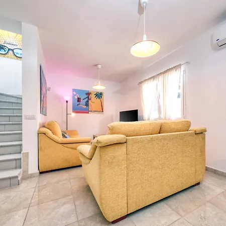 Flaminia Art With Jacuzzi-400m From The Puerto del Carmen (Lanzarote)