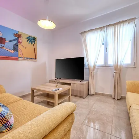 Flaminia Art With Jacuzzi-400m From The * Puerto del Carmen (Lanzarote)